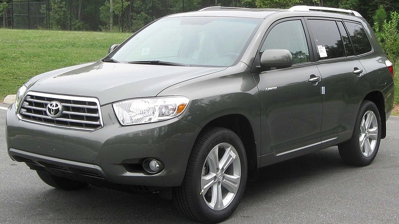 2010 Toyota Highlander in a parking space