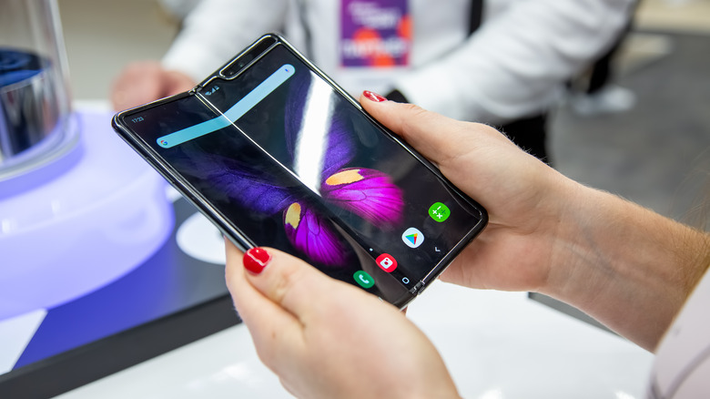 Samsung Galaxy Fold in hand