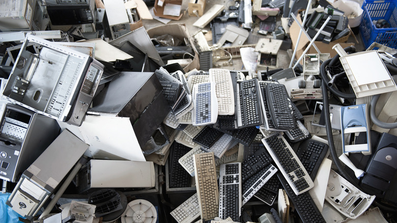 electronics in landfill