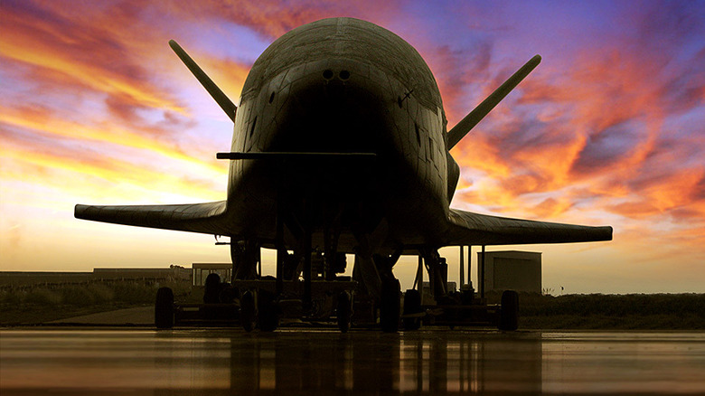 x-37b spaceplane landed sunset boeing