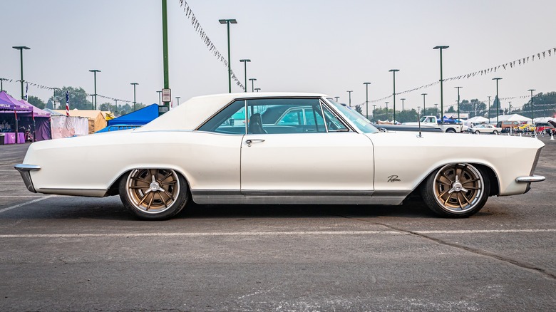 1965 Buick Riviera parked auto show