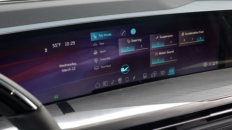 2025 Cadillac Escalade IQ drive modes screen detail