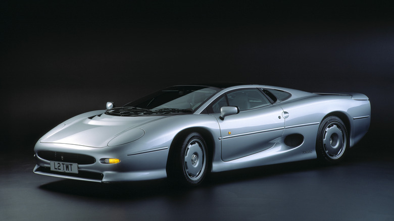 Silver 1993 Jaguar XJ220 in studio front 3/4 view