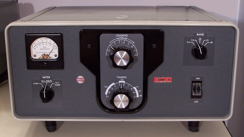 A Collins Tube-type Power Amplifier