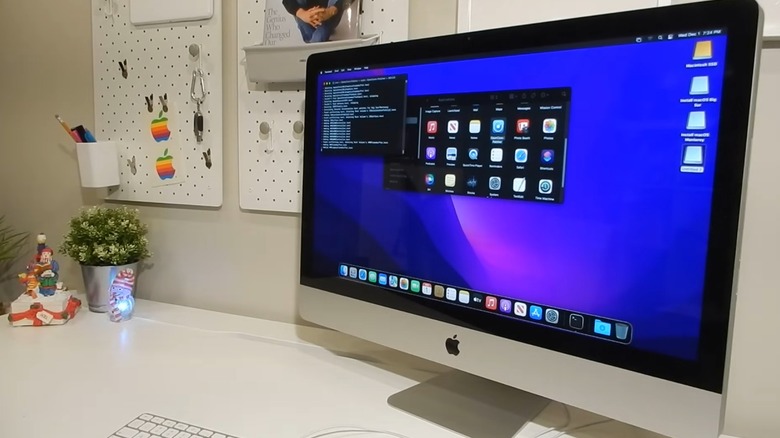 Unibody aluminum iMac running macOS Monterey