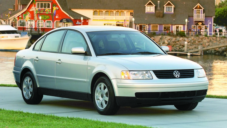 A B5 Passat GLS in silver, front 3/4 view