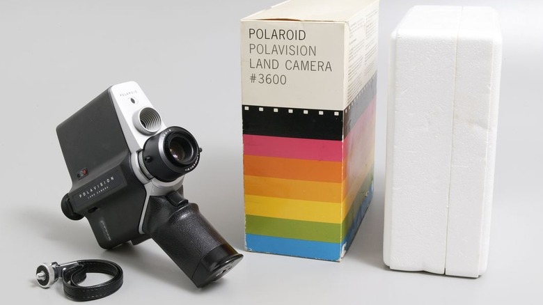 Polavision camera and accessories 2021