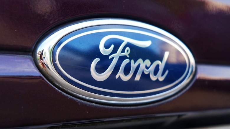 The History Behind Ford's Logo: A Look At The Evolution Of The Blue ...