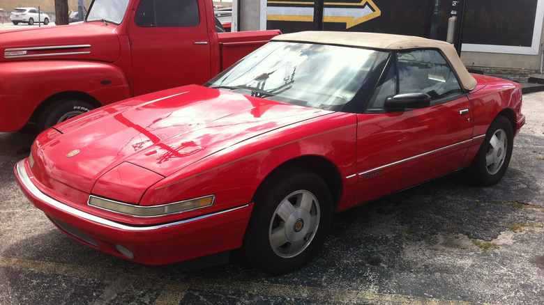 199 Buick Reatta convertible