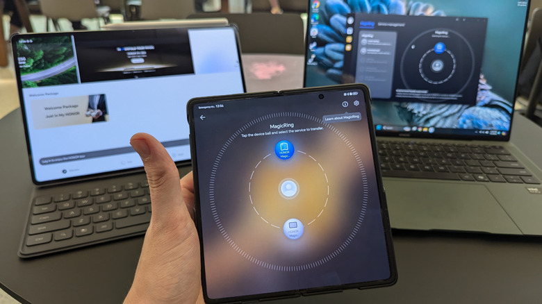 Honor Magic Ring on devices
