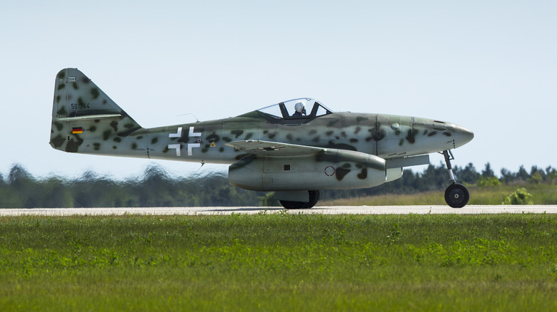 Me 262 taking off