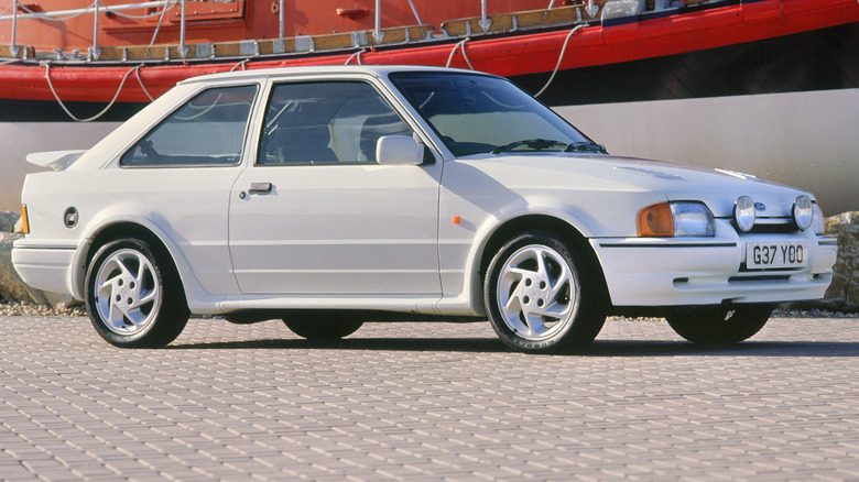 White Ford Escort RS Turbo S1