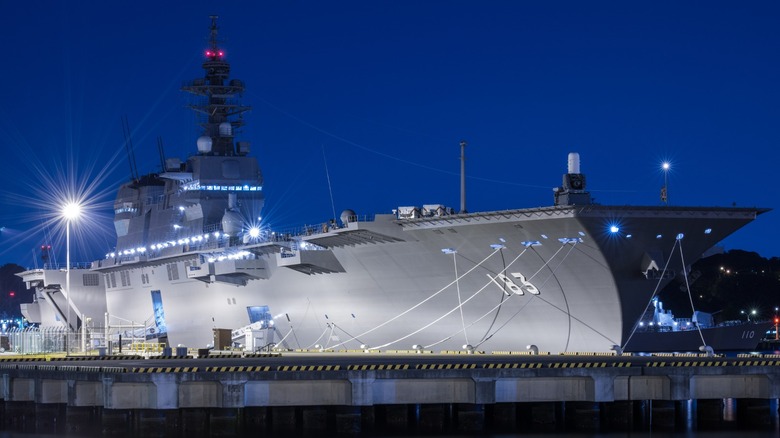 JS Izumo in dock