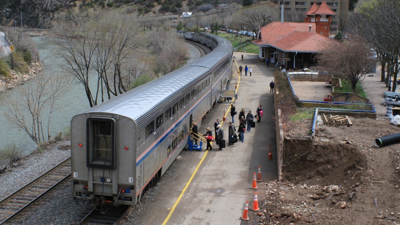 The California Zephyr at Glenwood Springs station.