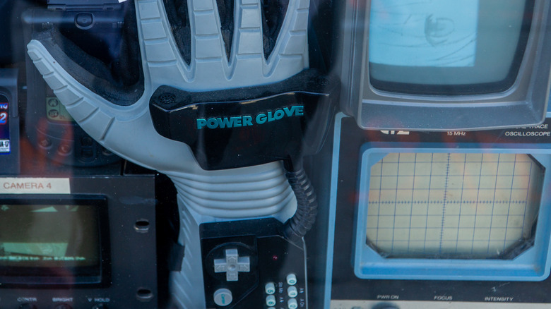 Nintendo Power Glove