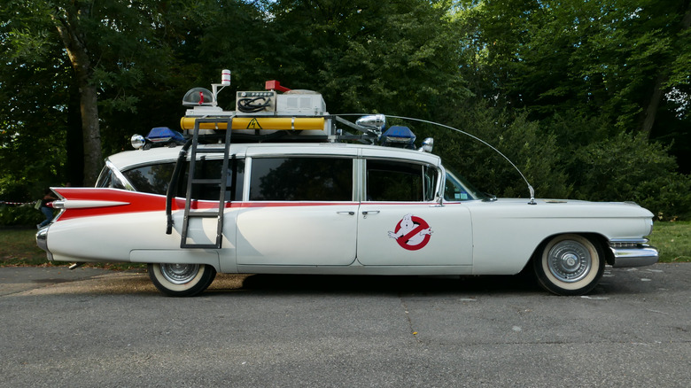 ECTO-1 ghostbusters