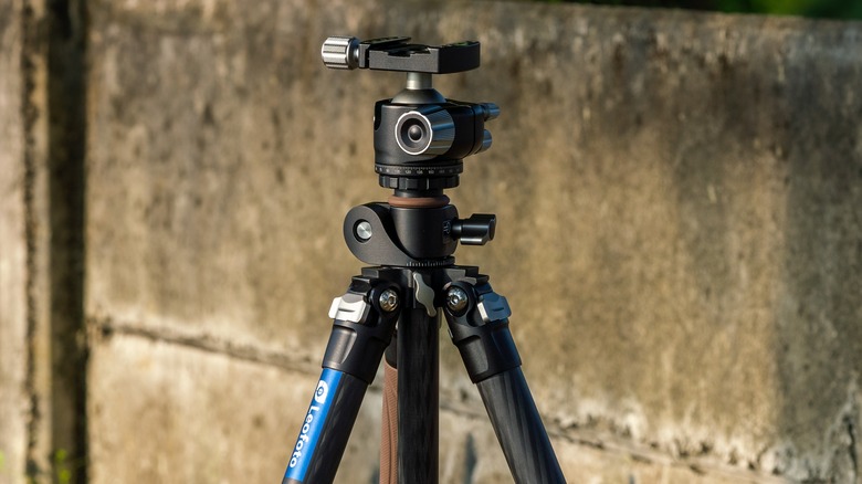 tripod with boom arm