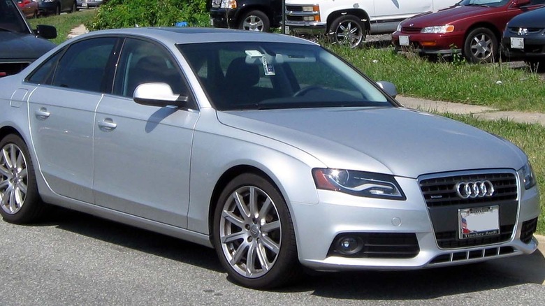 2009-2012 Audi A4 sedan