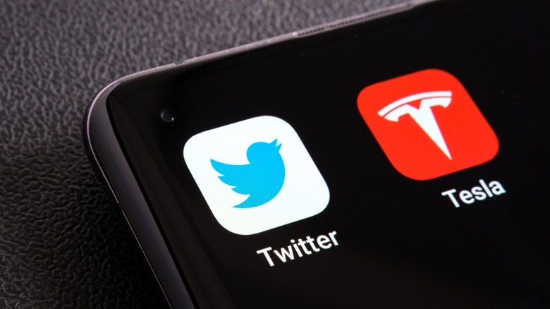 Twitter Tesla app icons phone