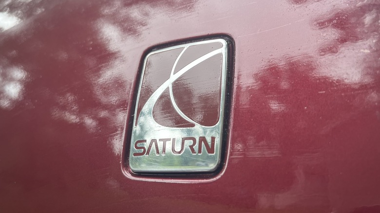 Saturn badge