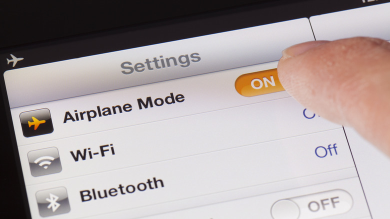 iphone airplane mode