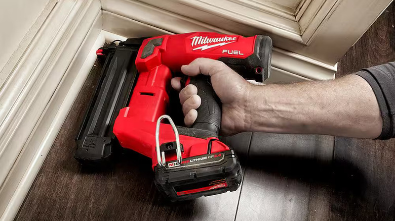 Milwaukee finish nailer