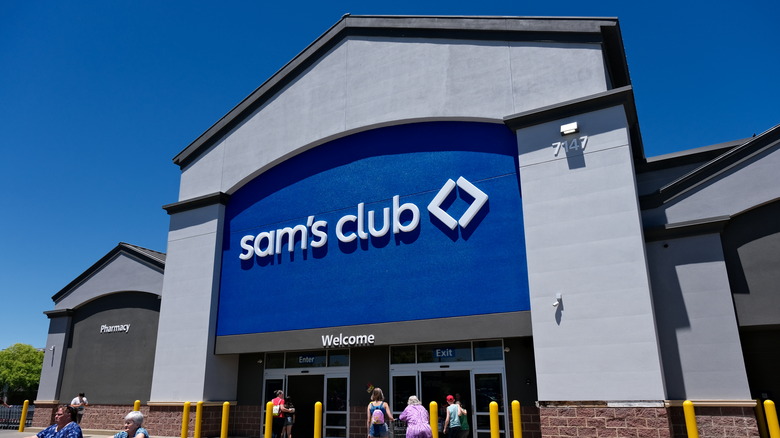 Sam's Club storefront