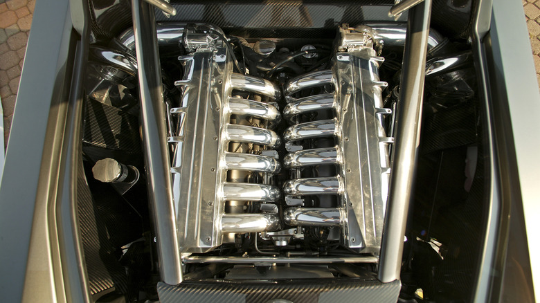 Chrysler ME Four Twelve engine bay