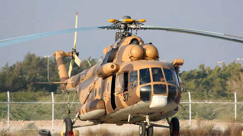 IRGC Mi-17 parked on tarmac.