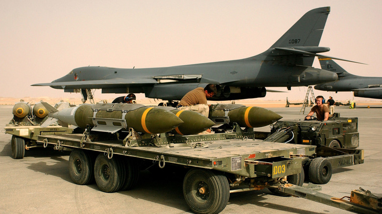 b-1 lancer