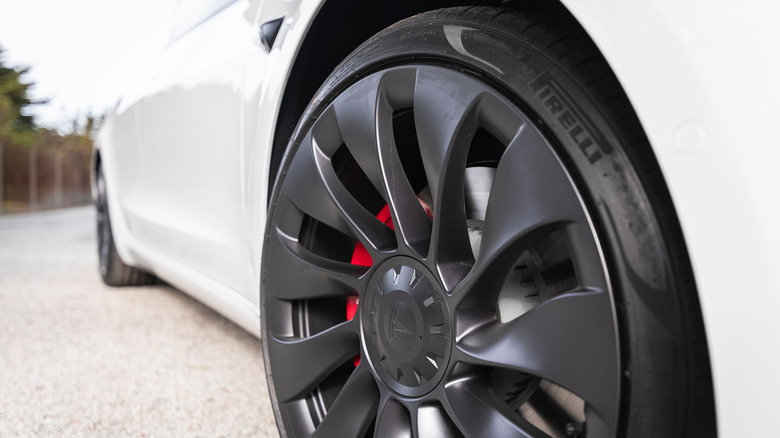 Pirelli tires on Tesla