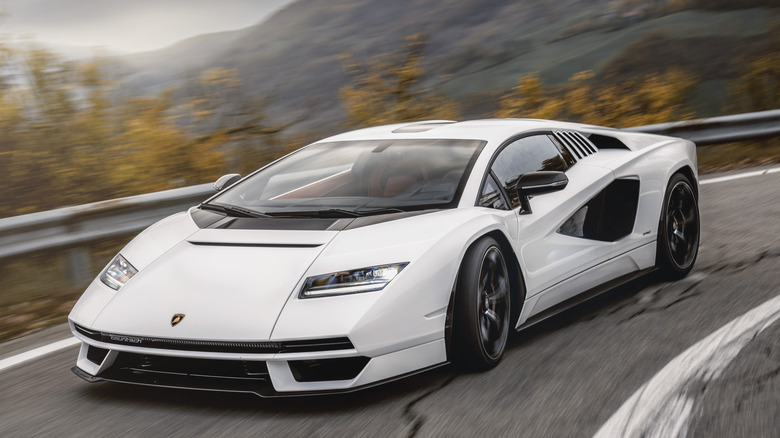 The Top 5 Fastest Cars Lamborghini Ever Built, Ranked