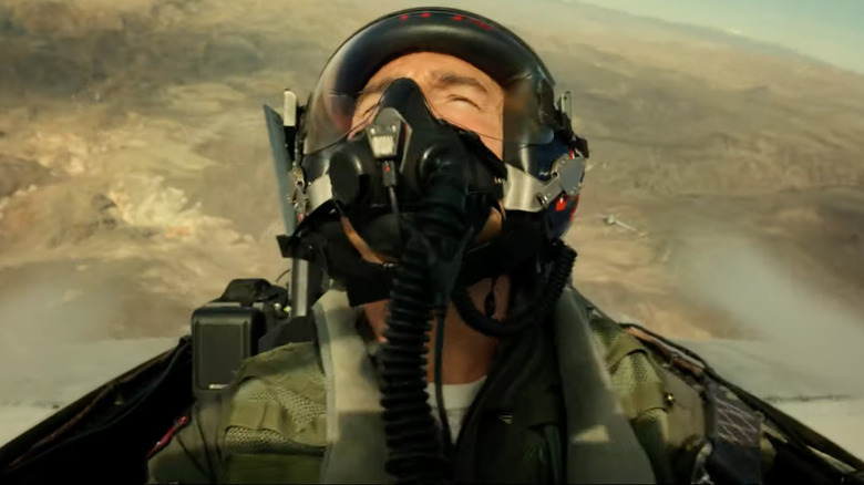 Tom Cruise in F-18