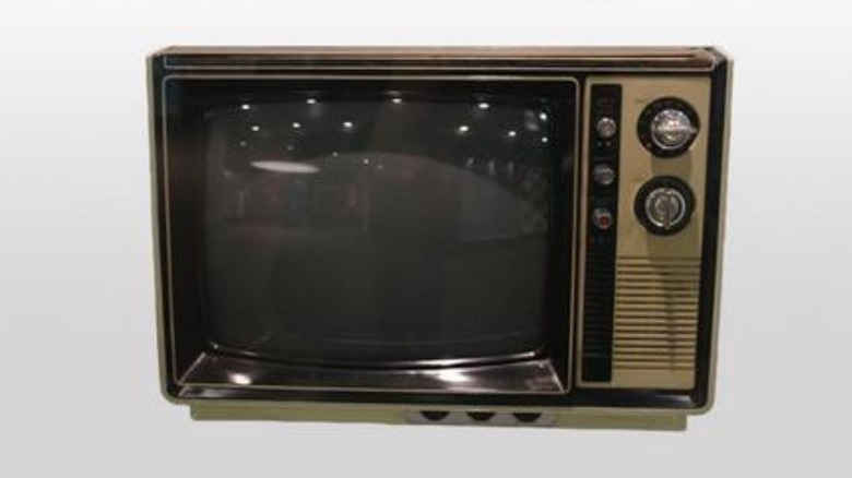 Samsung's first color TV