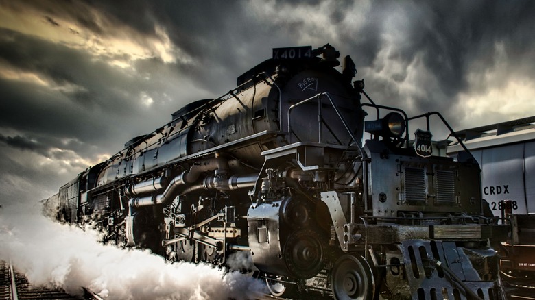 Big Boy No. 4014 locomotive with gray skies