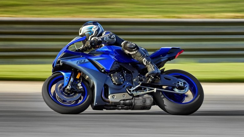 Yamaha R1 on track