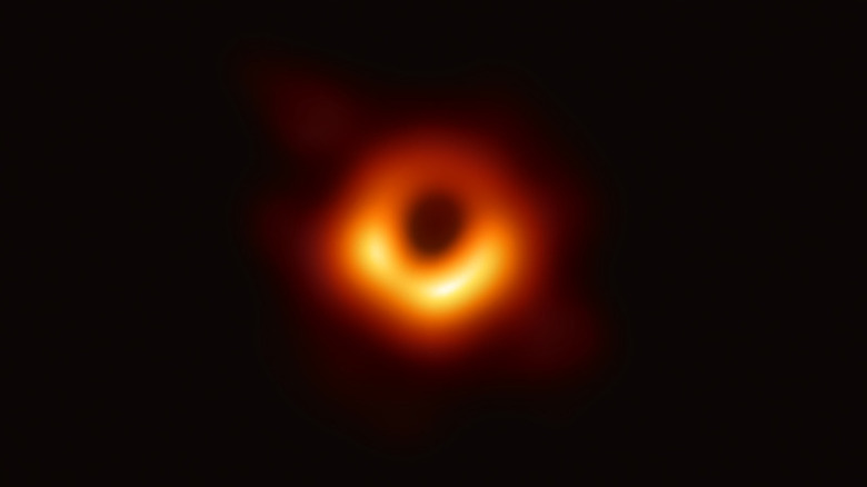 Black hole image