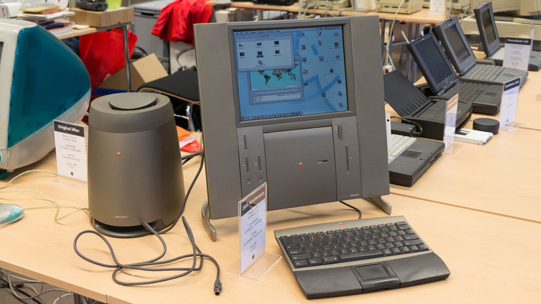 The Twentieth Anniversary Macintosh (TAM) at a vintage computer show