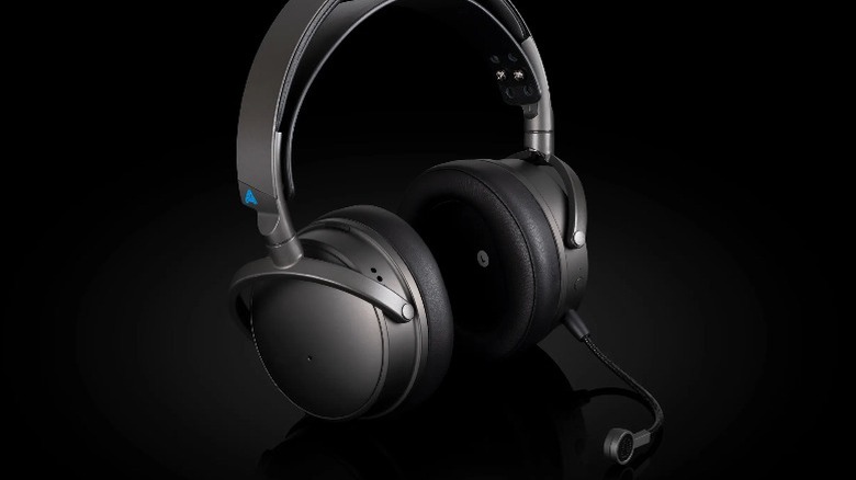 Audeze Maxwell headphones