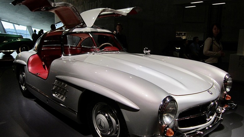 Mercedes-Benz 300 SLR Uhlehnhaut Coupe