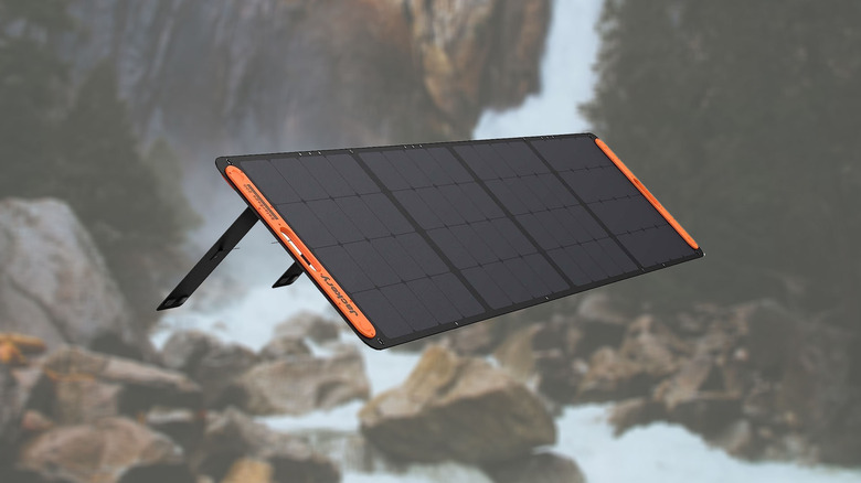 Jackery SolarSaga black and orange solar panel 