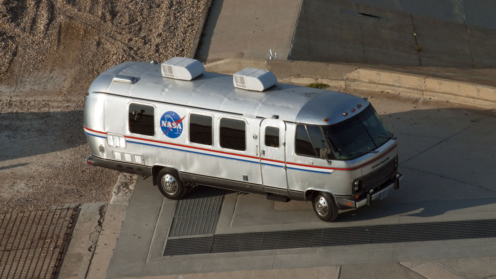 Estes são os substitutos da NASA para o Astrovan unique de 1983