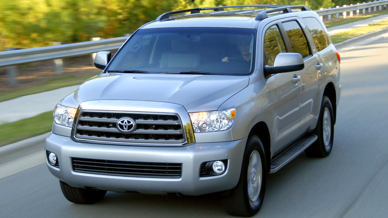 silver 2nd gen Toyota Sequoia