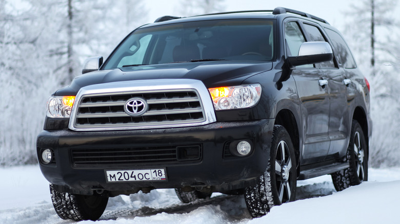 black 2nd gen Toyota Sequoia