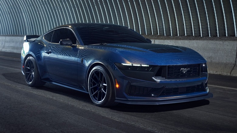 Ford Mustang Dark Horse Blue