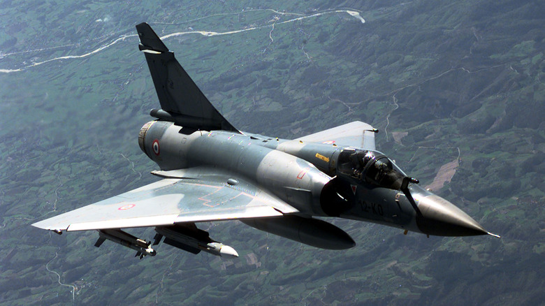 Dassault Mirage 2000 in flight