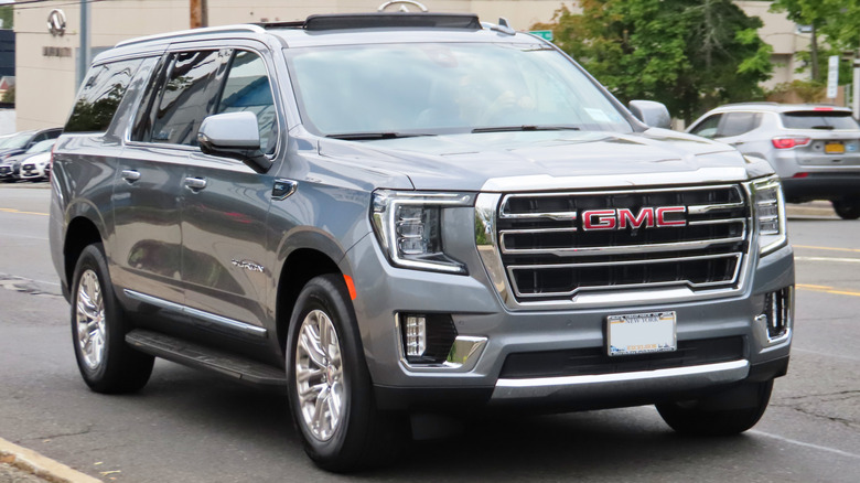 2021 GMC Yukon XL SLT