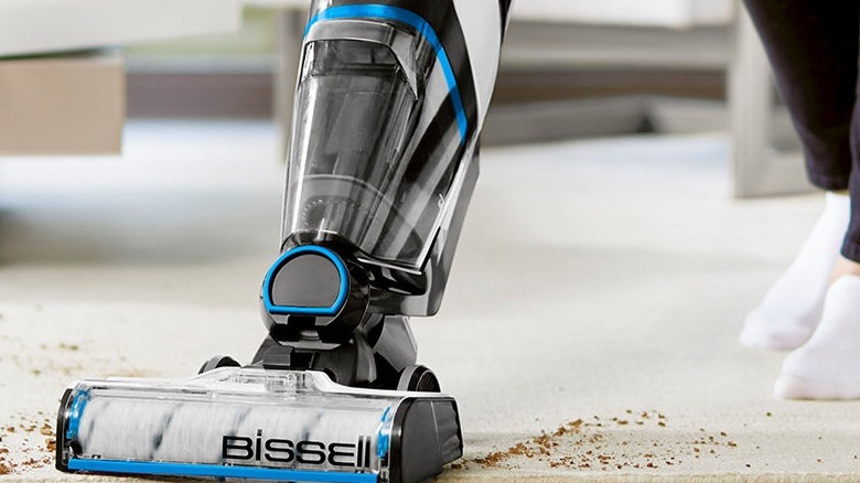 Bissell CrossWave Cordless Max vacuuming