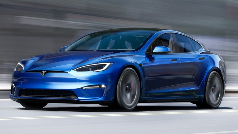 Tesla Model S Plaid blue