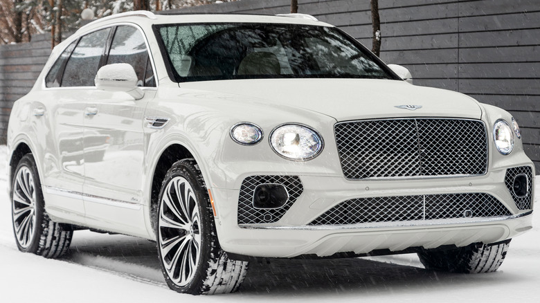 Bentley Bentayga white